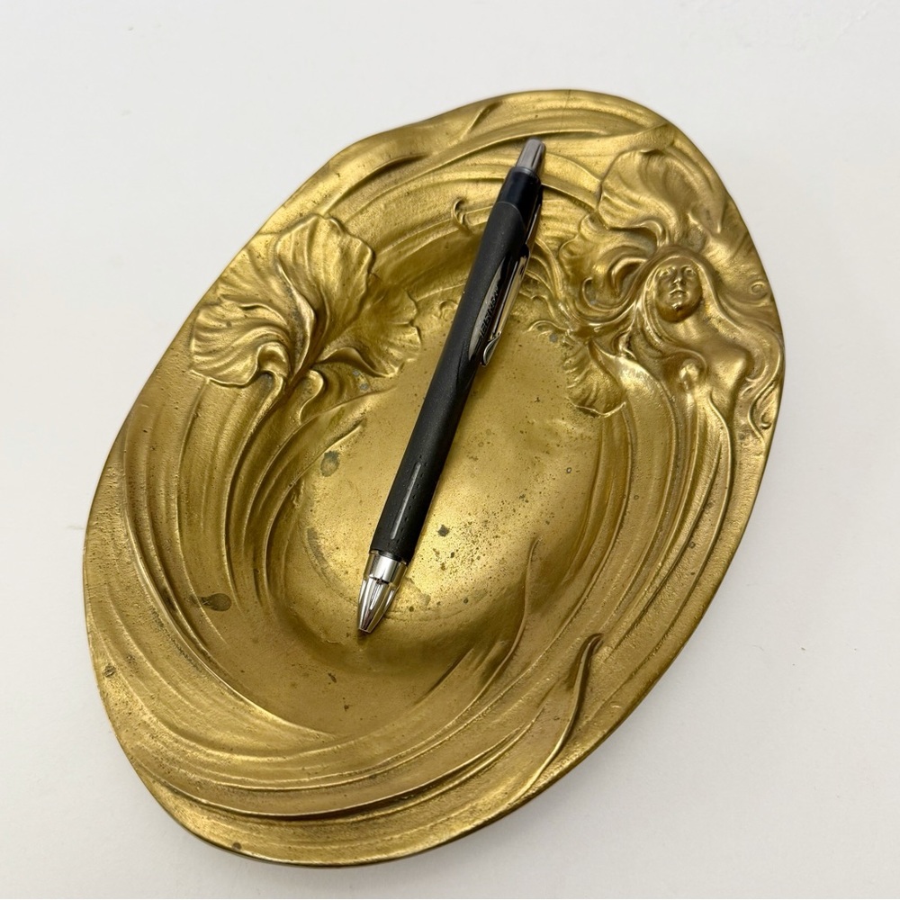 Vintage Art Nouveau Ethereal Woman Iris Floral Solid Brass Trinket Dish Catchall - Picture 3 of 12